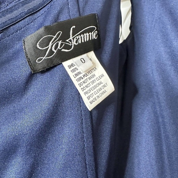 NWT La Femme Pleated Off the Shoulder Trumpet Gown Navy Blue Women's Size 0 - Picture 5 of 5